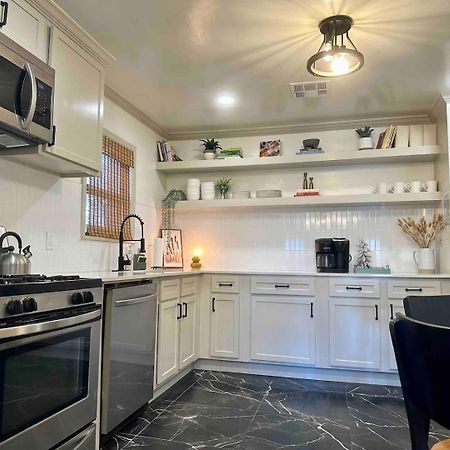 Campus Cottage Kng Bed! Walk To Uco And Downtown Edmond Εξωτερικό φωτογραφία