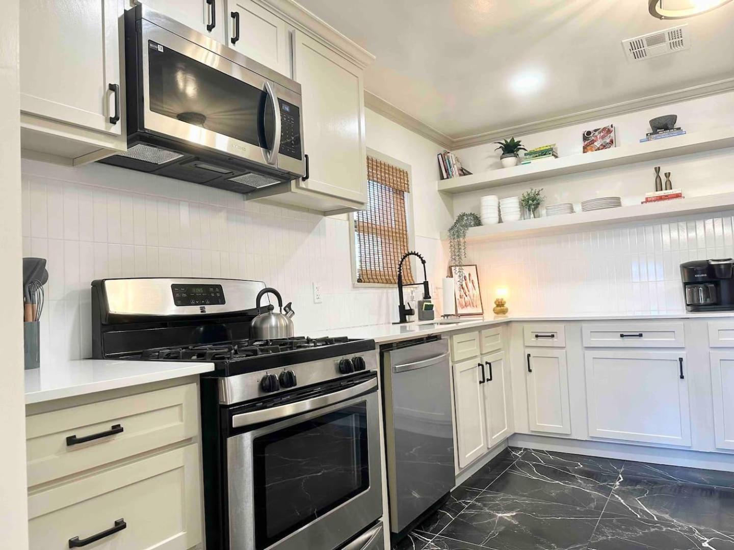 Campus Cottage Kng Bed! Walk To Uco And Downtown Edmond Εξωτερικό φωτογραφία